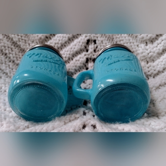Mason Jar Light Blue Salt & Pepper Shakers With Handles  Shot Glass 4 oz - Picture 7 of 7